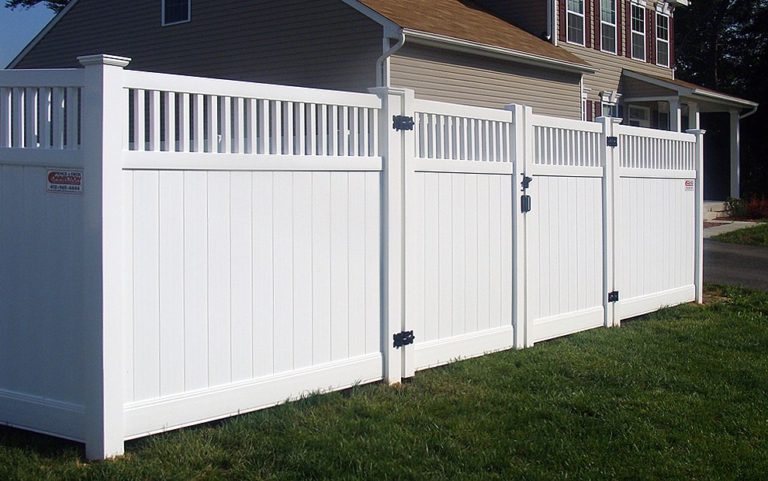 3 Reasons Why You Should Install a Privacy Fence - Fence & Deck ...