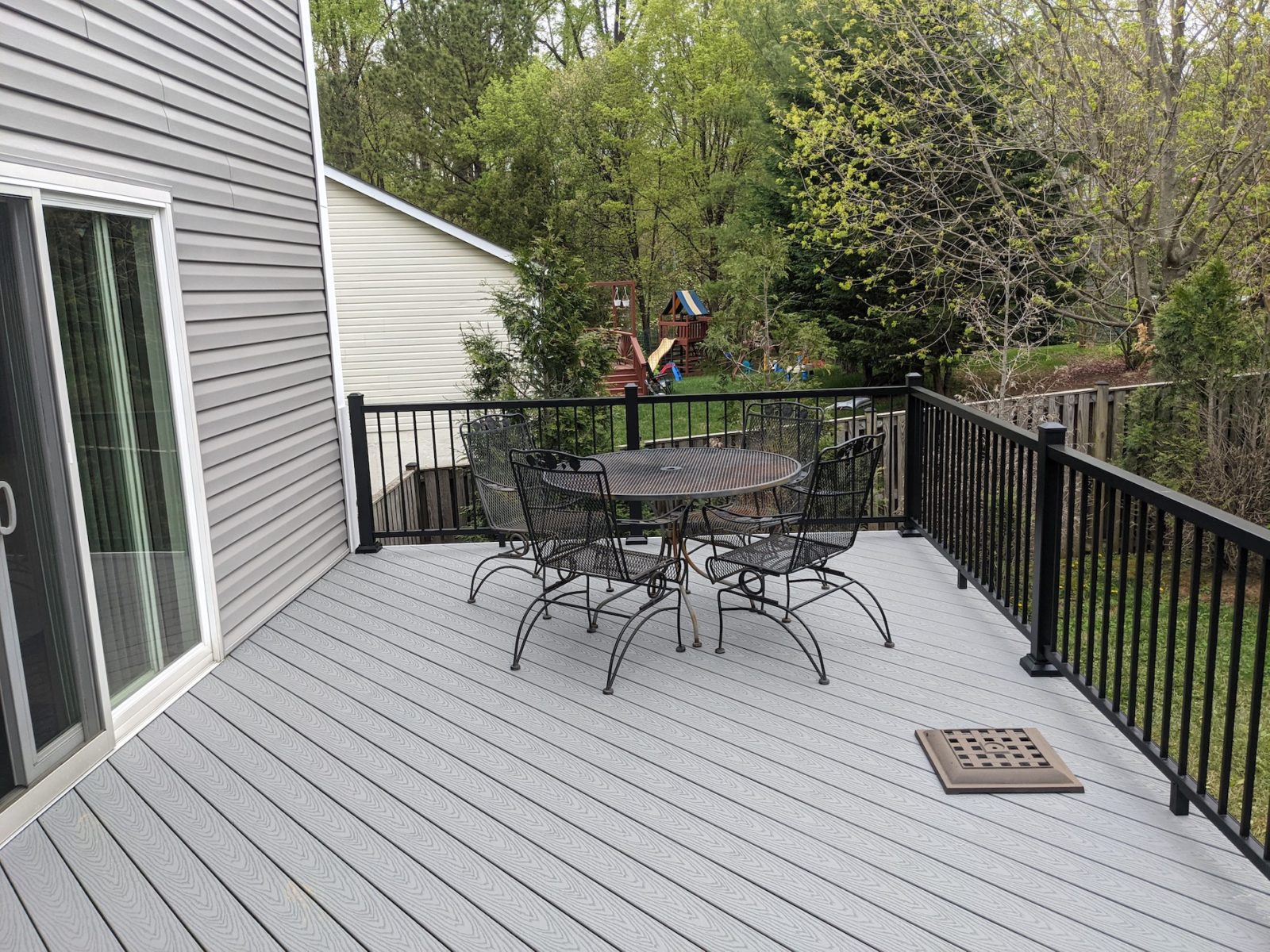 Makeover Monday Replacing A Wood Deck With Composite Fence And Deck Connection Blog 4440