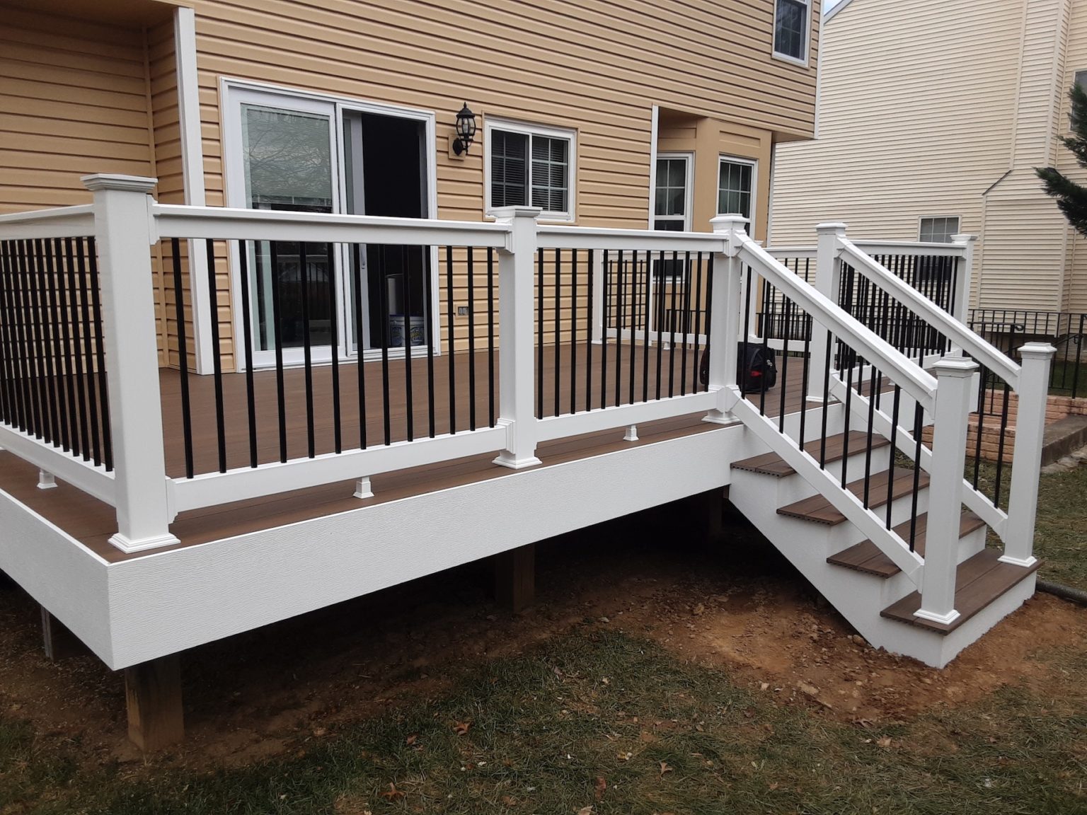 Makeover Monday: Trex Deck in Adelphi, Maryland - Fence & Deck ...