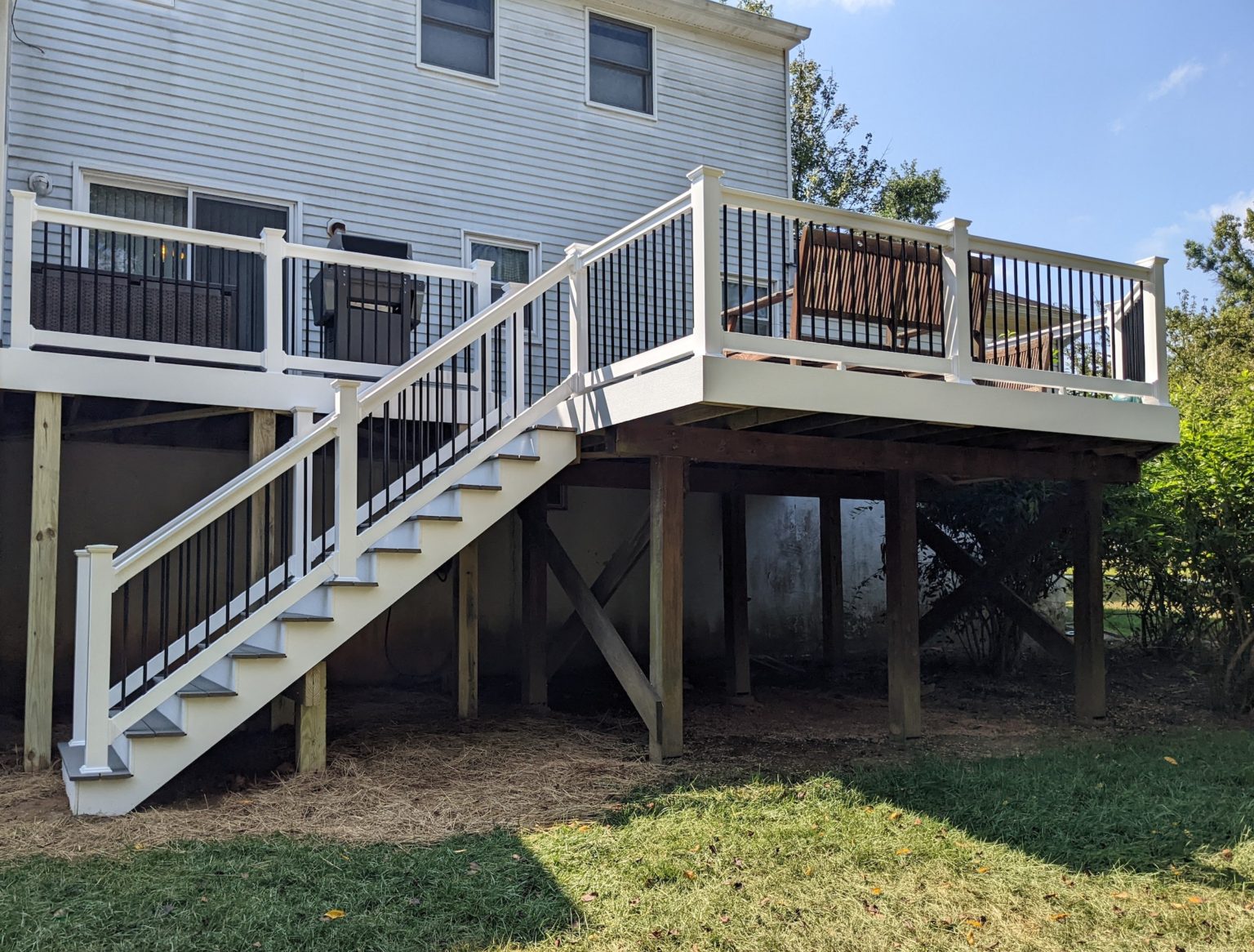 Makeover Monday: Trex Pebble Grey Deck in Columbia, Maryland - Fence ...