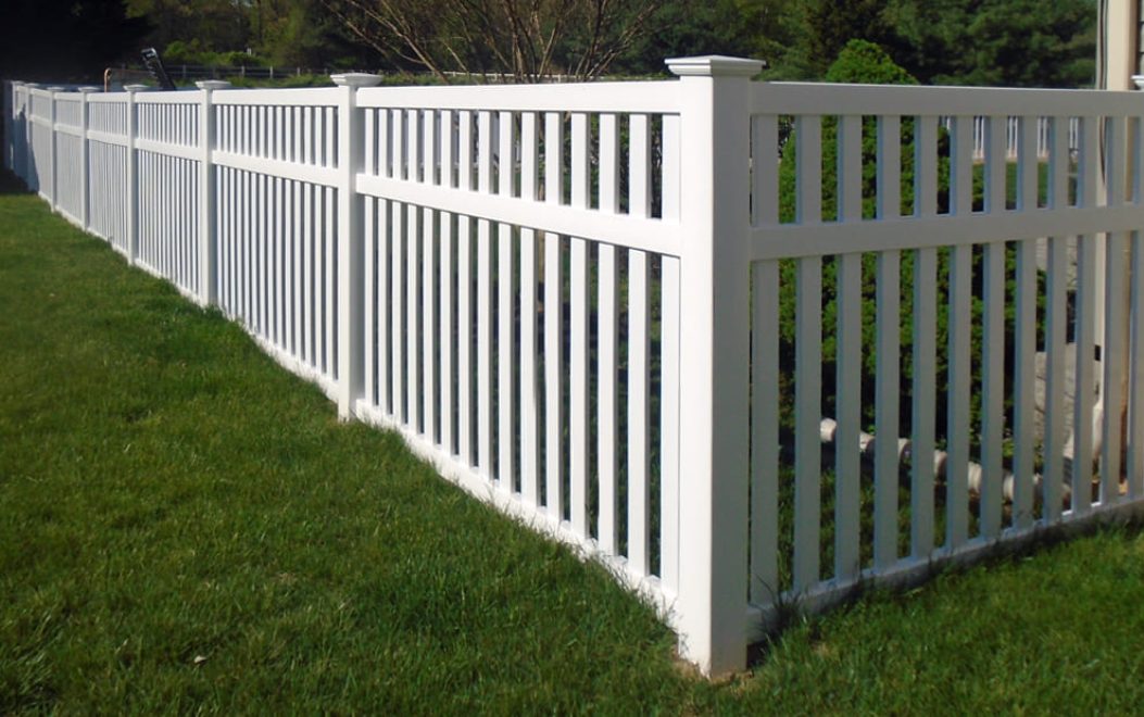 9 Contemporary Pool Code White Vinyl Picket Fence