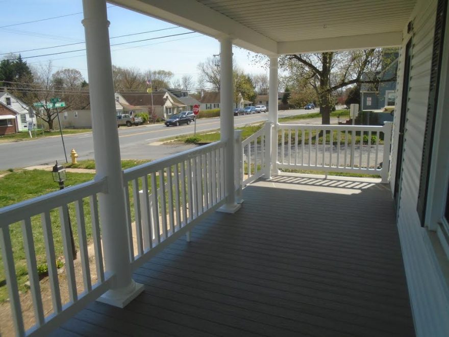 Front porch 1 (2)