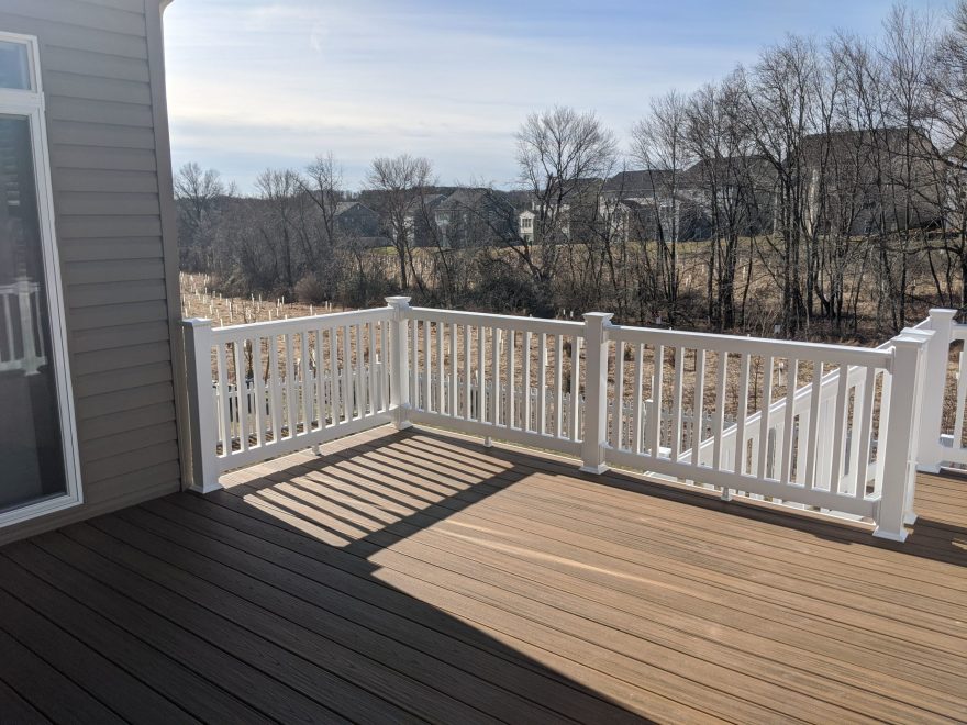 Trex Transcends Havana Gold Decking with White Washing Vinyl Railing in Clarksville MD