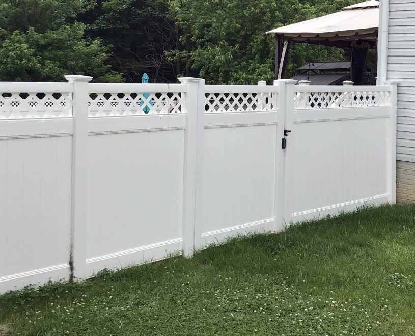 White Lattice Top 6 Foot Vinyl Privacy Fence with walk gate